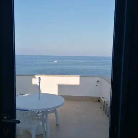 Dimora Tipica Vista Mare Lägenhet